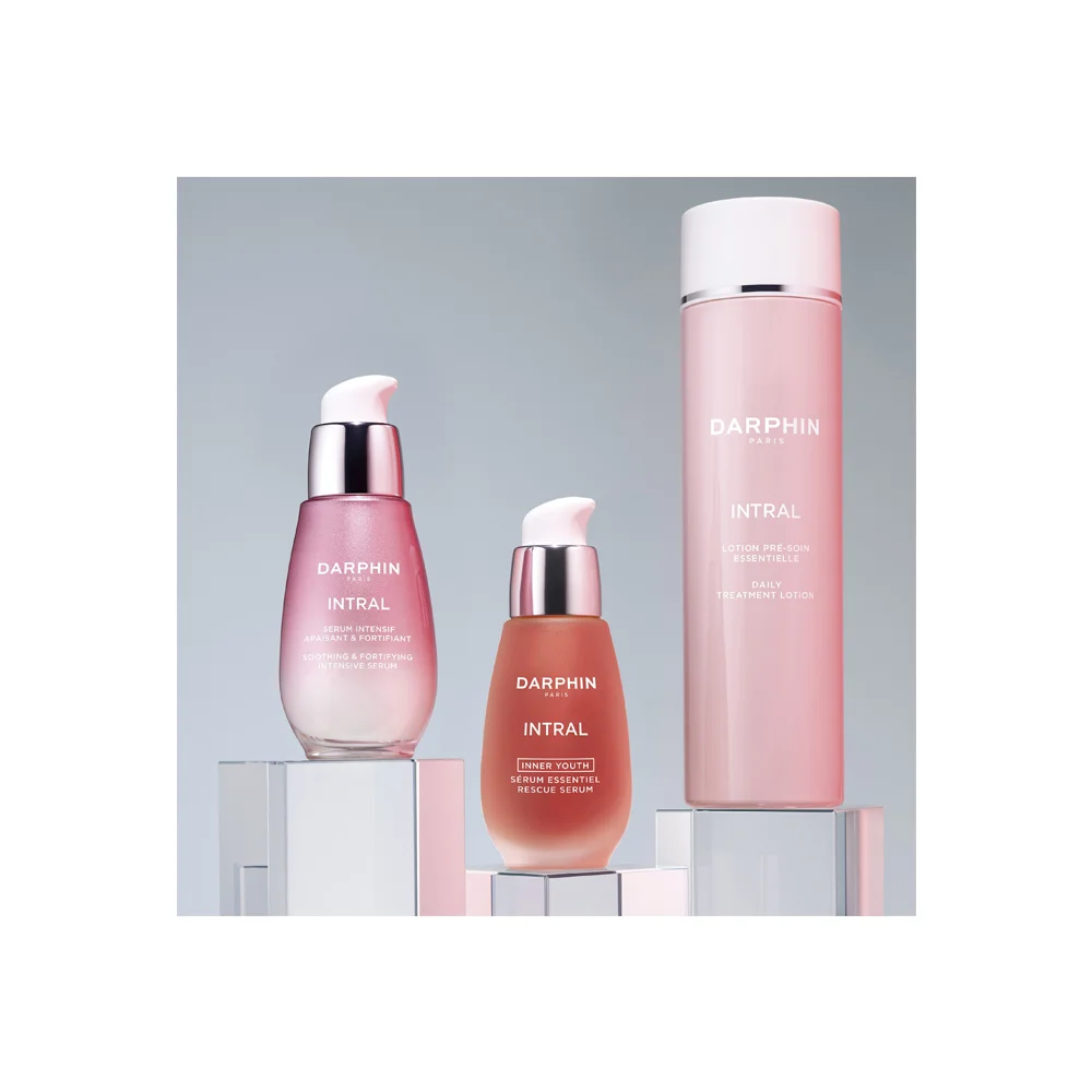 Darphin Intral Daily Treatment Lotion Καταπραϋντική Lotion Καθημερινής Χρήσης Για Ενυδάτωση & Σύσφιξη 150ml