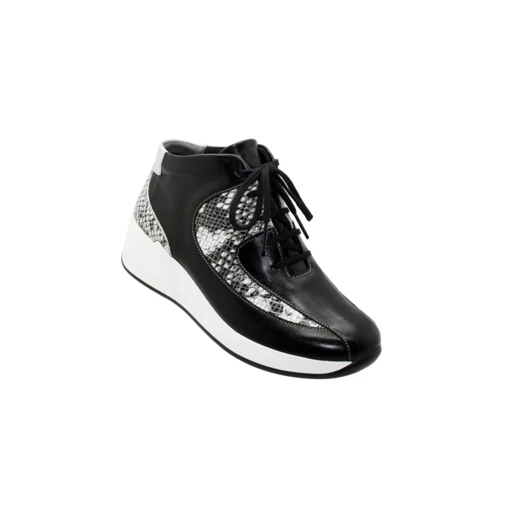 Genesis Suave 11011 Women's Anatomical Boot Black 1 pair